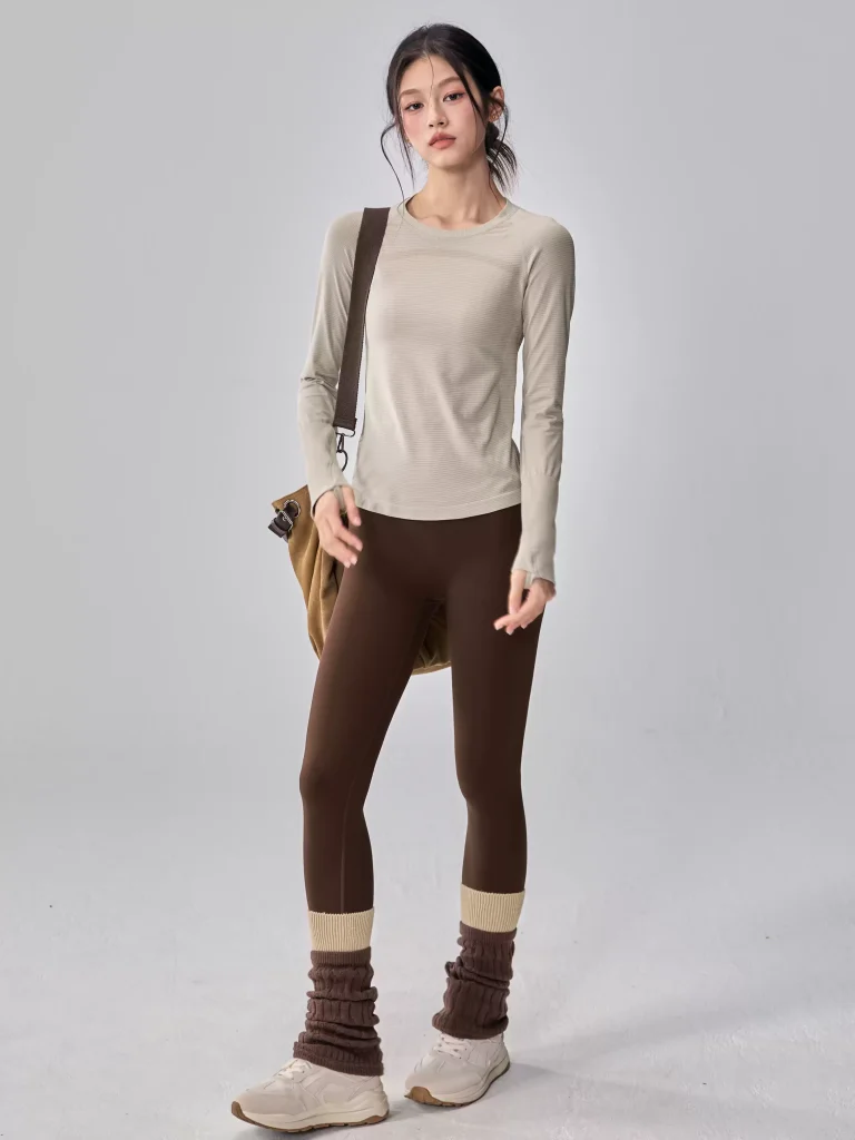 Women's Seamless Long Sleeve Active Top with Jacquard Fabric for OEM Activewear Manufacturing