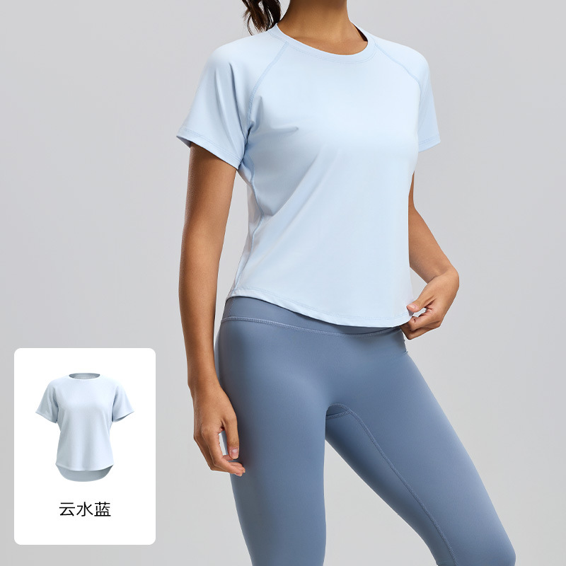 Premium Women's Mesh Workout T-Shirt for Wholesale Activewear 复制