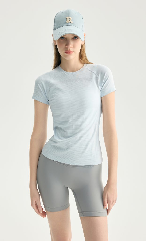Premium Women's Seamless Workout T-Shirt for Wholesale Activewear