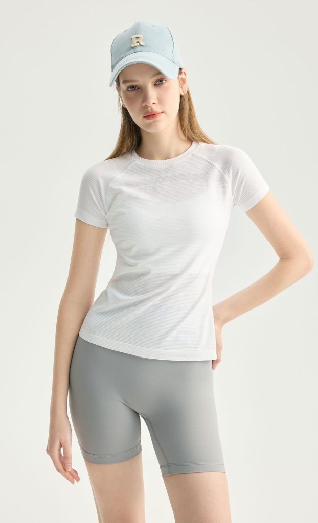 Premium Women's Seamless Workout T-Shirt for Wholesale Activewear