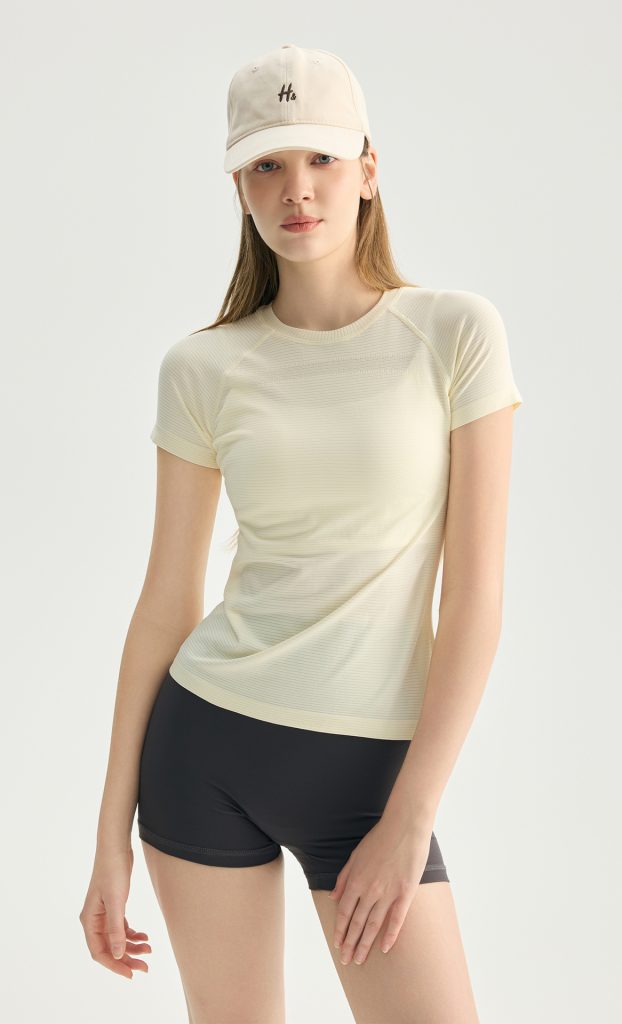 Premium Women's Seamless Workout T-Shirt for Wholesale Activewear