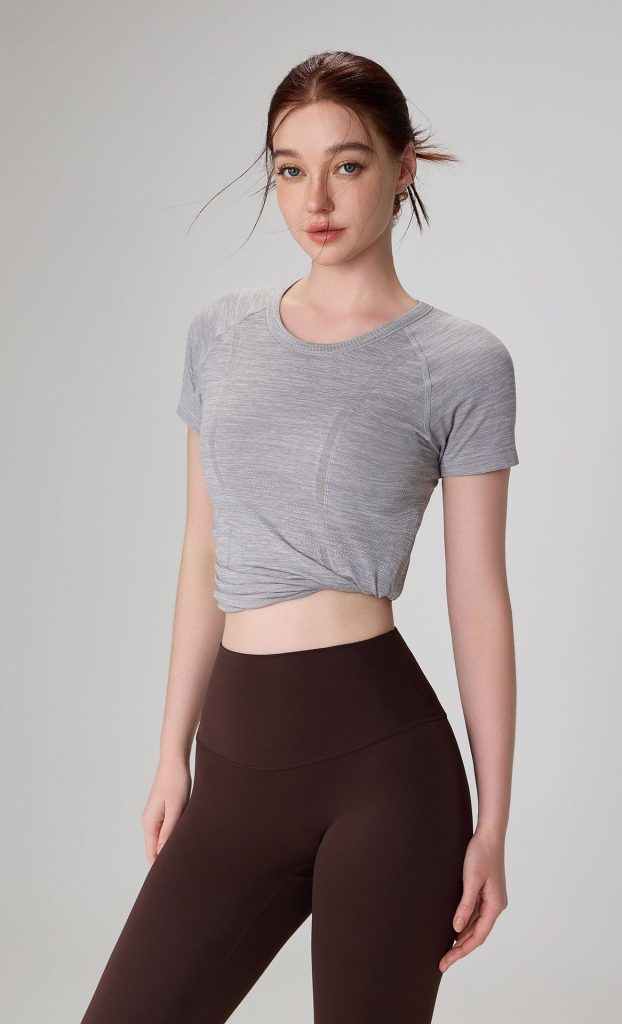 Premium Women's Seamless Yoga Workout T-Shirt for Wholesale Activewear