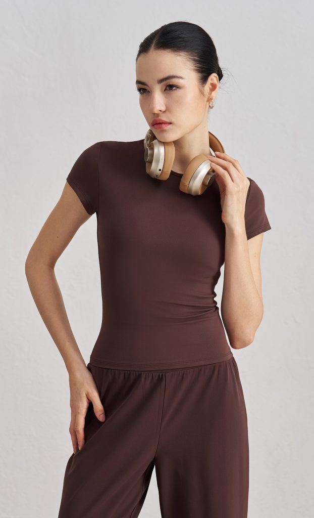 Premium Women's Slim Fit Workout T-Shirt for Wholesale Activewear